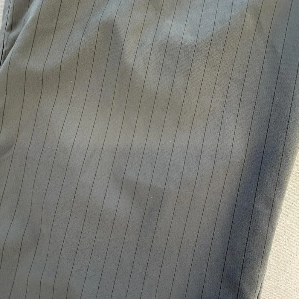 Nike Golf Dri-FIT Pants Mens 36x32 Gray Pinstripe Performance Khakis Stretch